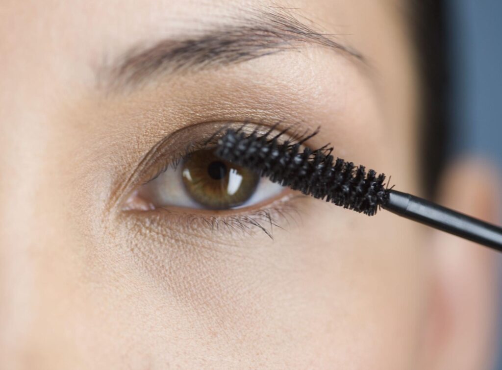 Perfectly applied mascara for stunning, defined eyelashes and enhanced eye beauty.
